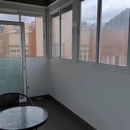 Downtown Palmas, Steps From Canteras Appartement
