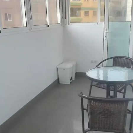 Appartement Downtown Palmas, Steps From Canteras