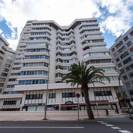 Downtown Palmas, Steps From Canteras Appartement *